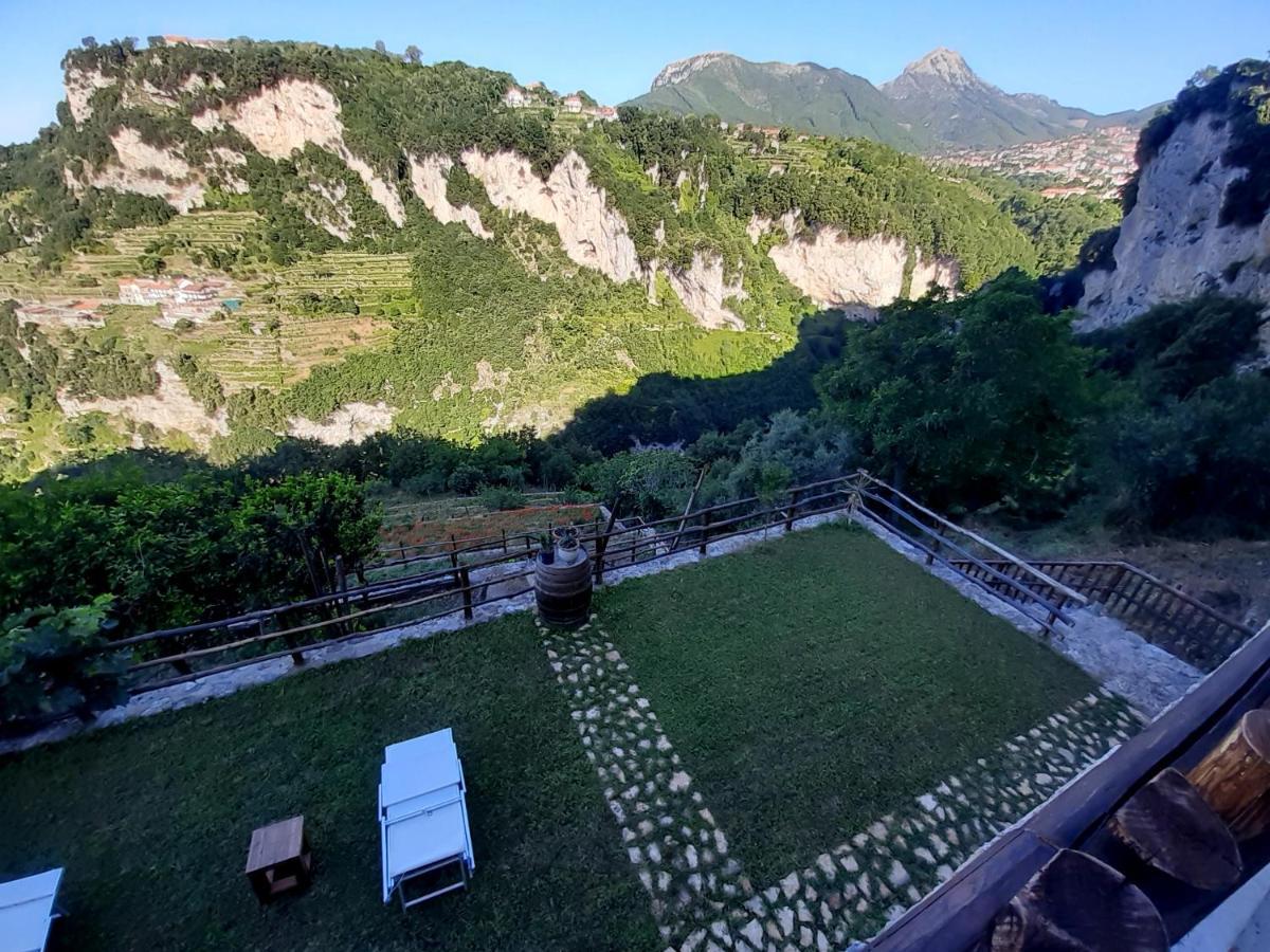 Agriturismo Orrido Di Pino Agerola Exteriör bild