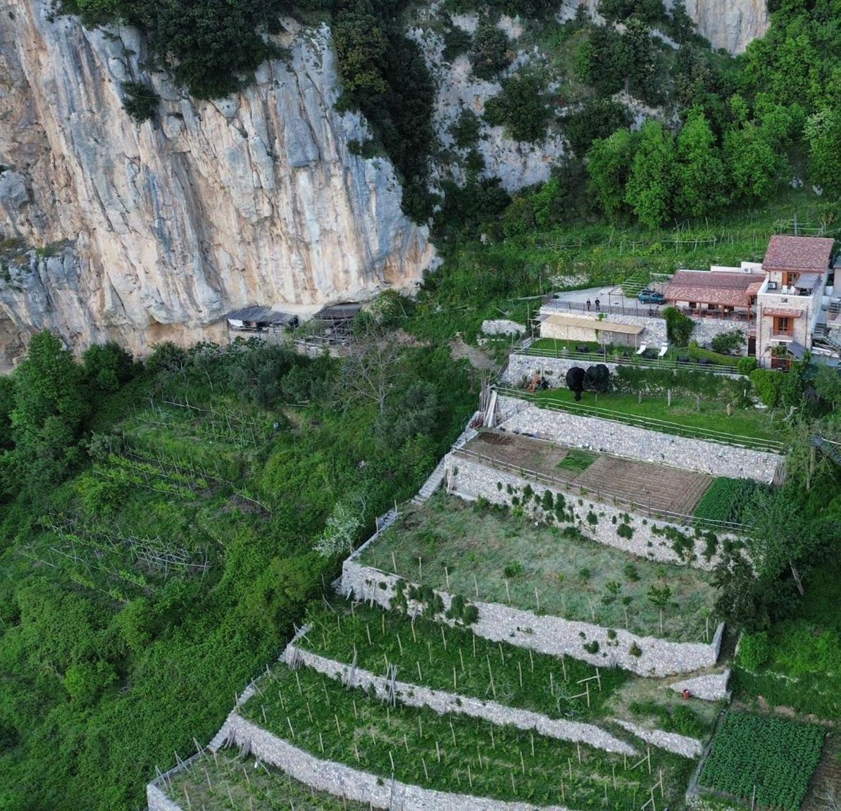 Agriturismo Orrido Di Pino Agerola Exteriör bild
