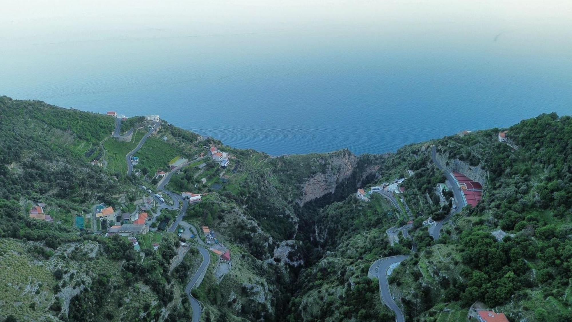 Agriturismo Orrido Di Pino Agerola Exteriör bild