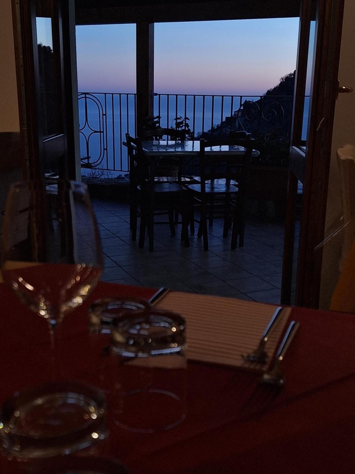 Agriturismo Orrido Di Pino Agerola Exteriör bild
