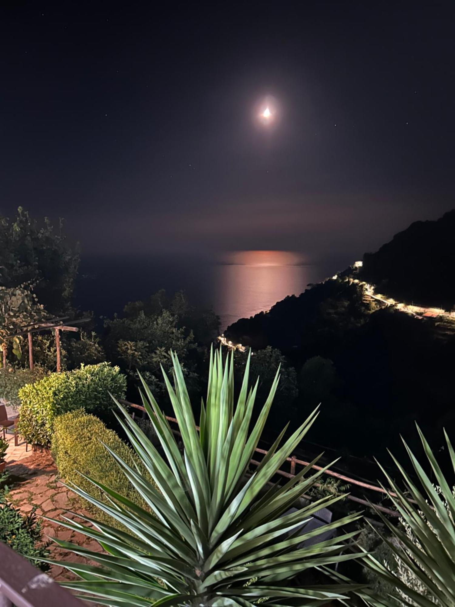 Agriturismo Orrido Di Pino Agerola Exteriör bild